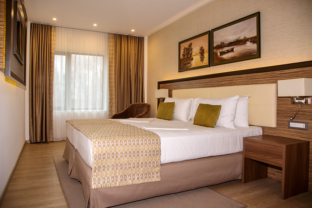 Cameră de hotel mobilată la comandă, Hotel Egreta, Delta Dunării