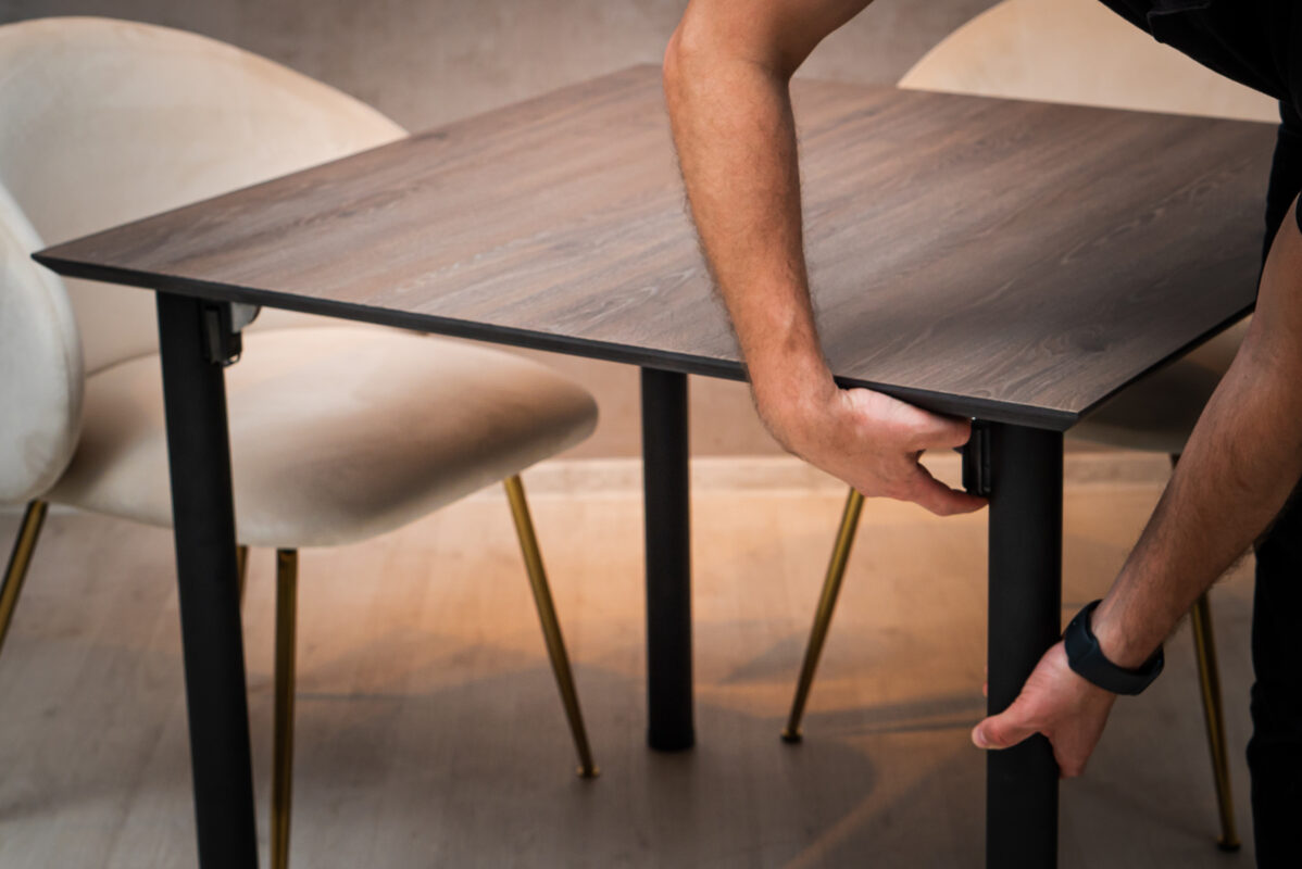 Masa cu picioare pliabile, 90x90, MDF Miez negru si HPL
